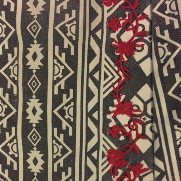 Patterned jeans - Picture 3 of 3